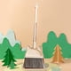thumbnail image 1 of Juego de escoba y recogedor para niños | Herramientas de limpieza para niños con cabezal giratorio y peine incorporado | Escoba de juguete para bebés y niños | Morado, verde y beige, 1 of 6