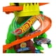thumbnail image 3 of Set de Vehículos de Juguete Mattel Hot Wheels T-Rex vs Estación de Bomberos, 3 of 6