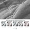 thumbnail image 2 of Cobertor Afelpado Dreamlab, Colcha Suave Polar con Microfibras, Cálida y Transpirable para Invierno, Hipoalergénico, Tamaño King Size, Gris Claro, 2 of 10