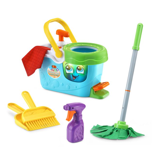 juego de juguetes de limpieza leapfrog clean sweep learning caddy de 3 a 5 años, caddy azul con tapa verde y asa amarilla, pedal naranja que activa sonidos educativos; incluye trapeador con tiras verdes y mango gris, recogedor y escoba amarillos, botella rociadora morada y paño rojo; reproduce conteo y comandos para seguir colores y acciones, ideal para juego de imitación preescolar.