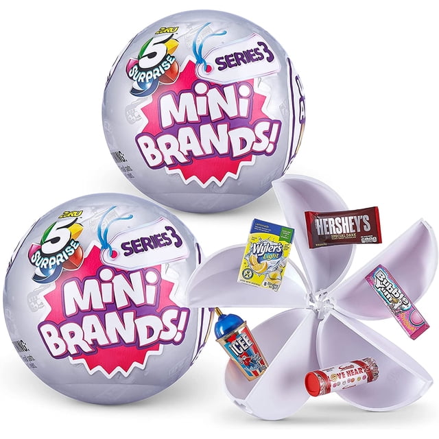 5 surprise mini brands series 3 mystery capsule real miniatu 5 surprise 5 surprise Multicolor esfera cápsula de juguete abierta en vista frontal mostrando cinco compartimentos con mini empaques de producto visibles, composición en flor sobre fondo blanco, juguete sorpresa coleccionable para niños y fans.