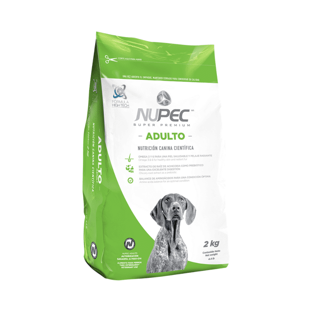 alimento para perro nupec adulto de 2kg nupec adulto Bolsa frontal 3/4 de 2 kg de alimento seco para perro adulto NUPEC, empaque blanco y verde con logotipo NUPEC arriba, texto “ADULTO” y pictogramas de nutrición canina, foto en escala de grises de un perro en la base y peso 2 kg visible.