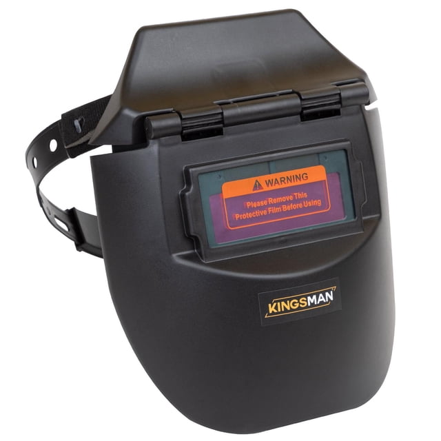 careta electrónica para soldar uso industrial 9-13 kingsman negro, vista 3/4 frontal con carcasa negra mate, ventana rectangular para filtro con película protectora visible, bisagra superior y banda ajustable trasera con orificios; logo Kingsman en el frente; también apta para trabajos de corte por arco en taller.