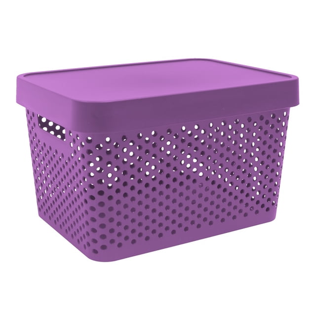 caja con tapa plastic trends modelo paris capacidad 17lts color morado 1 pieza Caja Paris 17 lts Plastic Trends, vista frontal 3/4; caja rectangular morada con tapa plana, lados con perforaciones circulares, asas integradas y base apilable, ideal para organizar ropa y artículos del hogar; a menudo usada también para guardar juguetes.