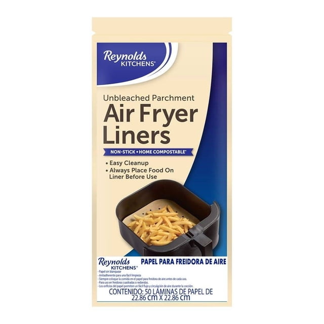 papel reynolds kitchens para freidora de aire 50 láminas Rejillas de papel pergamino sin blanquear 23 cm x 23 cm, empaque frontal beige con logo Reynolds y texto "Air Fryer Liners", imagen de canasta cuadrada con papas; antiadherente para fácil limpieza, seguras hasta 204 °C (400 °F), compatibles con canastas redondas y cuadradas; suelen usarse también para hornear snacks pequeños.