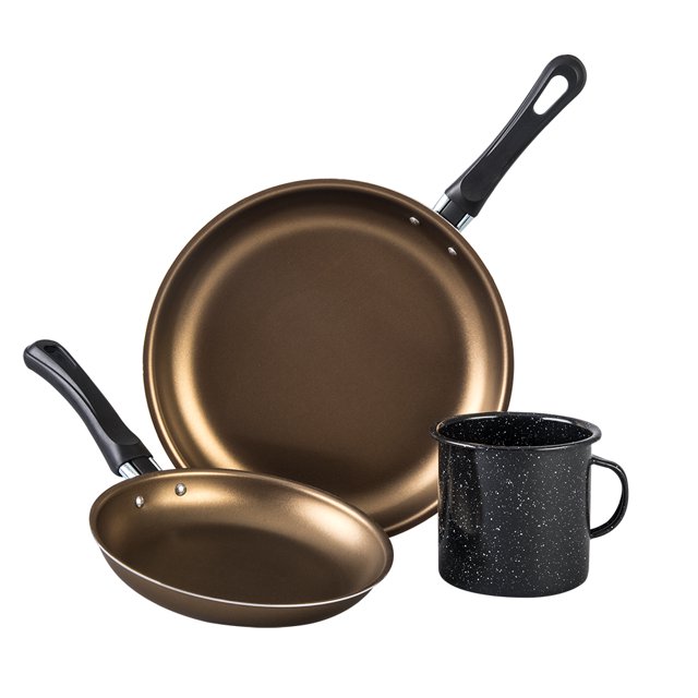 juego de 2 sartenes de aluminio cinsa mayan gold y hervidor de peltre Juego de 3 piezas: dos sartenes bronce con recubrimiento antiadherente de 5 capas y mangos ergonómicos negros, más hervidor de peltre negro moteado; vista frontal sobre fondo blanco, para estufa de gas y eléctrica; también suele usarse como set compacto para preparar y servir guarniciones en mesas de cena.