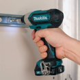 thumbnail image 4 of Kit de destornilladores de impacto inalámbricos Makita DT03R1 12V Max CXT, 4 of 4