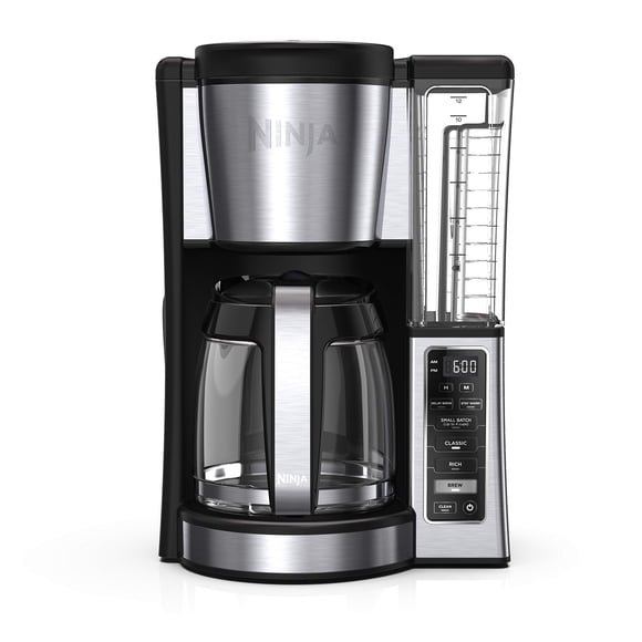 Cafetera Ninja programable para 12 tazas con depósito de 1.8 litros