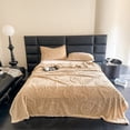 thumbnail image 4 of Color Style Taffeta Comfortable Fleece Blanket Sofa Leisure Throw Blanket, 4 of 6