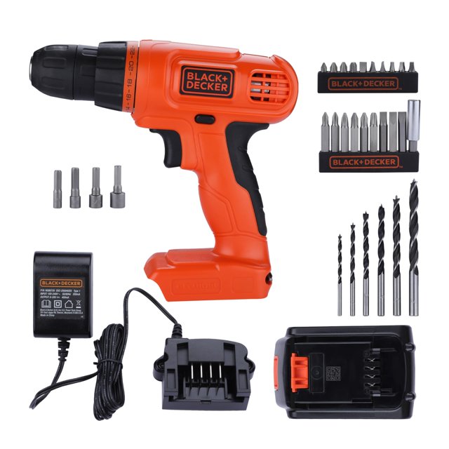 taladro/destornillador inalámbrico black+decker 20v max powereconnect ld120va Taladro/destornillador inalámbrico naranja y negro, vista lateral con portabrocas frontal y mango ergonómico de agarre suave; incluye batería PowerConnect desmontada, cargador y kit de 30 piezas con brocas brad, puntas de destornillador de 1 y 2 pulgadas, puntas de tuerca y adaptadores; adecuado para proyectos de bricolaje y montaje de muebles.