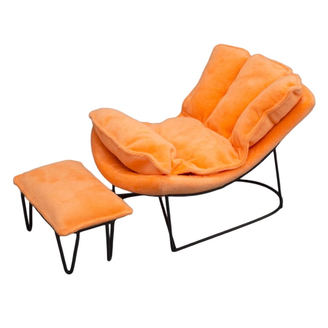 mecedora de hierro forjado a escala 1:6, modelo en miniatura con reposapiés, regalo para adultos naranja — mecedora y reposapiés a escala 1/6 con estructura de hierro forjado negra y cojines de tela naranja; vista 3/4 frontal que muestra respaldo dividido y asiento acolchado; dimensiones aprox. 23 x 16.5 x 24 cm; mobiliario en miniatura adecuado como adorno para dioramas y escenas de figuras de acción.