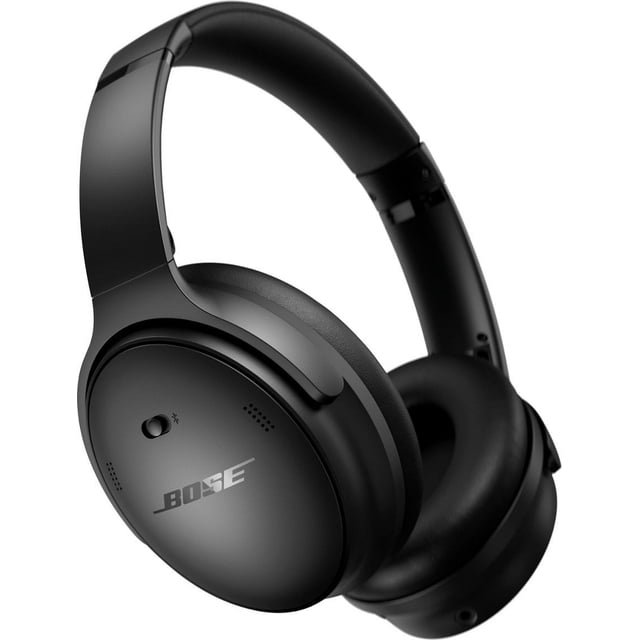 auriculares inalámbricos bose quietcomfort negro 3/4 frontal de audífonos circumaurales con diadema acolchada y copas ovaladas, almohadillas de espuma viscoelástica, copa derecha con botón visible y logo Bose, acabado mate en negro sobre fondo blanco; diseño con cancelación de ruido y conectividad Bluetooth, suelen usarse para viajar.
