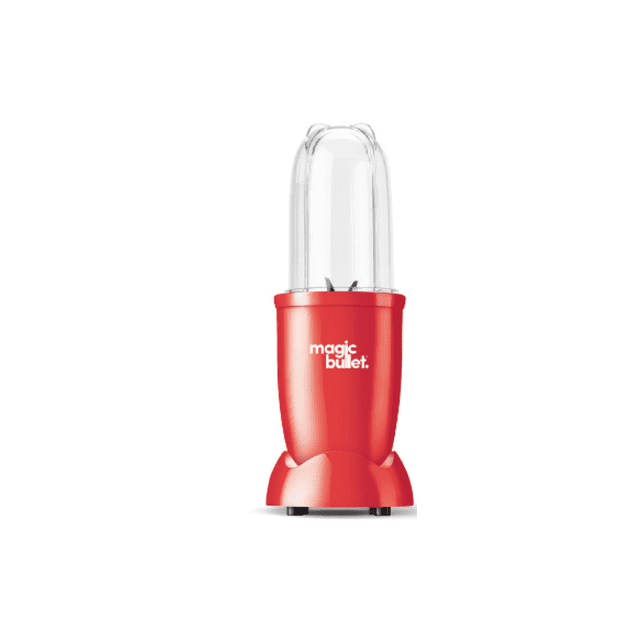 licuadora personal magic bullet nutribullet mbr0401 rojo — vista frontal centrada de la base roja con logo en blanco y vaso mezclador transparente con cuchillas visibles; prepara batidos y proteínas en 10 segundos y cuenta con tapa abatible para llevar, a menudo usada para bebidas individuales en viaje.
