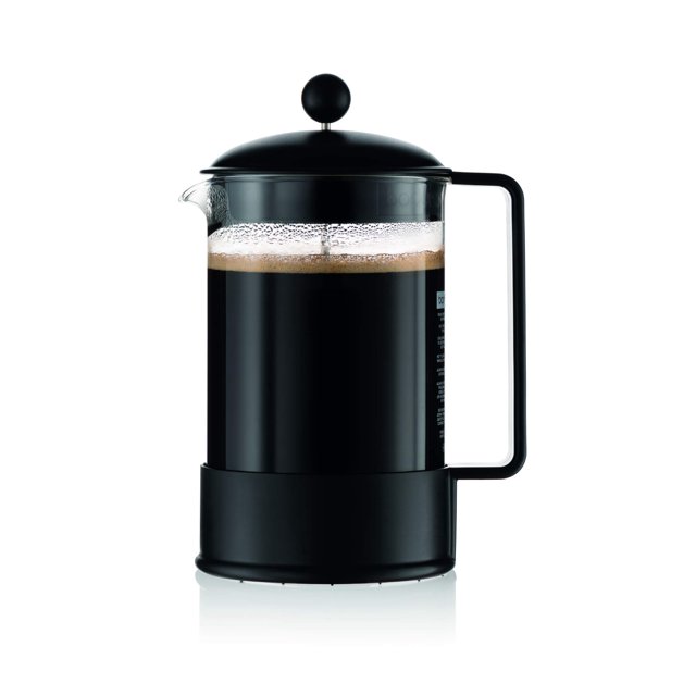 cafetera de prensa francesa bodum brazil 51 oz negra, vista frontal centrada de jarra cilíndrica de vidrio con armazón, tapa y asa negras, émbolo y filtro visibles; preparada con café, apta para lavavajillas según especificaciones, ideal para preparación con émbolo y también adecuada para infusionar té suelto.