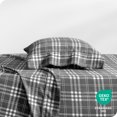 thumbnail image 4 of Juego de Sábanas de Lujo de Franela Bare Home 100 % Algodón Tamaño Twin-XL Bolsillo Profundo 3 Piezas Cuadros Stirling Gris/blanco, 4 of 7