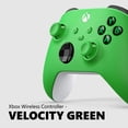 thumbnail image 4 of Microsoft Mando Inalámbrico Xbox - Velocity Green - Para Xbox Series X/S, Xbox One, PC y Dispositivos con Conexión a la Nube, 4 of 7