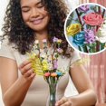 thumbnail image 2 of Kit Play-Doh PD Blooms Ramo Pequeño de Flores Silvestres, 2 of 9