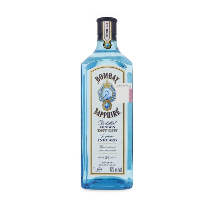 ginebra bombay saphire 1 l botella azul rectangular, vista frontal centrada con etiqueta blanca y escudo dorado que muestra 'Bombay Sapphire', cuello negro con precinto y grabado de botánicos en los laterales; adecuada como base para gin tonic o cocteles, servir muy fría con hielo.