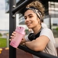 thumbnail image 1 of Botella de agua deportiva portátil 500ML | Taza para shaker de proteínas con báscula para mezclar, tapa abatible a prueba de fugas, agitador incorporado, boca grande fácil de limpiar | Gimnasio, 1 of 6