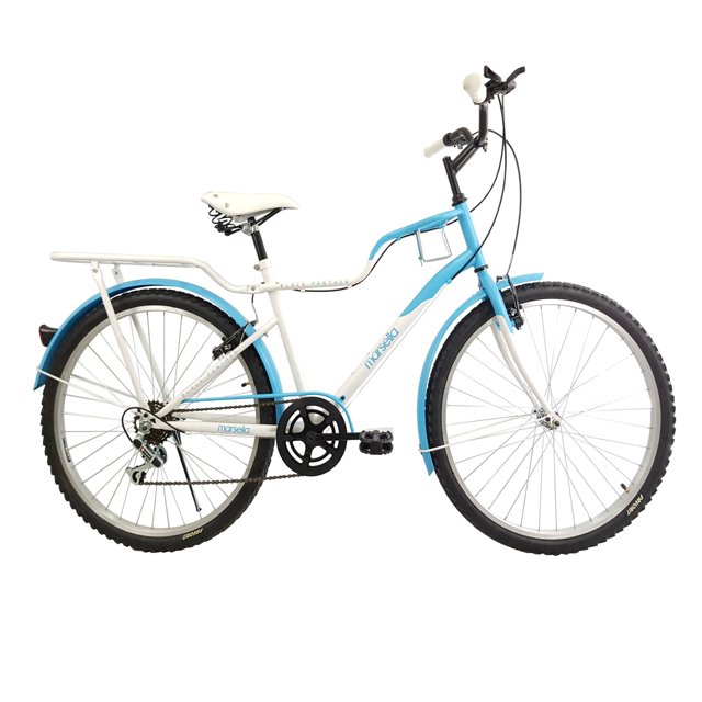 bicicleta black panther marsella r26 6v c/parr azul Bicicleta urbana rodada 26 con cuadro de acero azul y blanco y 6 velocidades; rines de aluminio, salpicaderas de acero con reflectante, portabultos trasero de acero, asiento amplio con resortes, cubrecadena de acero con diseño, pedales de resina reforzados y descanso lateral. Adecuada para recorridos urbanos y transporte ligero; vista lateral derecha sobre fondo blanco.