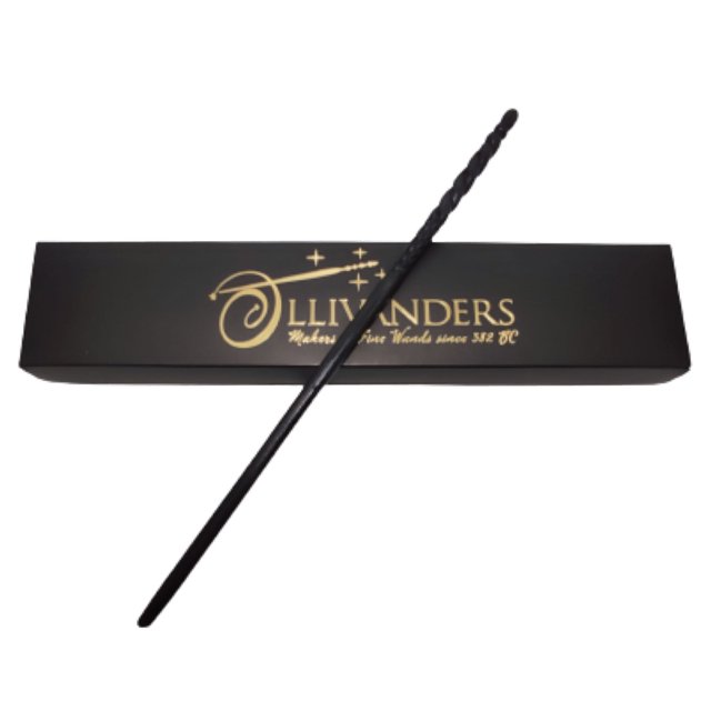 varita magica para magos harry potter de resina con nucleo metálico sólido de metal con caja ollivanders dumbledore hermione sauco cosplay disfraz accesorio modelo a escoger — Varita negra de resina con núcleo metálico de 30–37 cm, mango esculpido con detalle trenzado y cuerpo liso, colocada sobre caja Ollivanders negra con letras y motivos dorados (38x8x3 cm); apta para coleccionistas y cosplay, modelo a escoger.