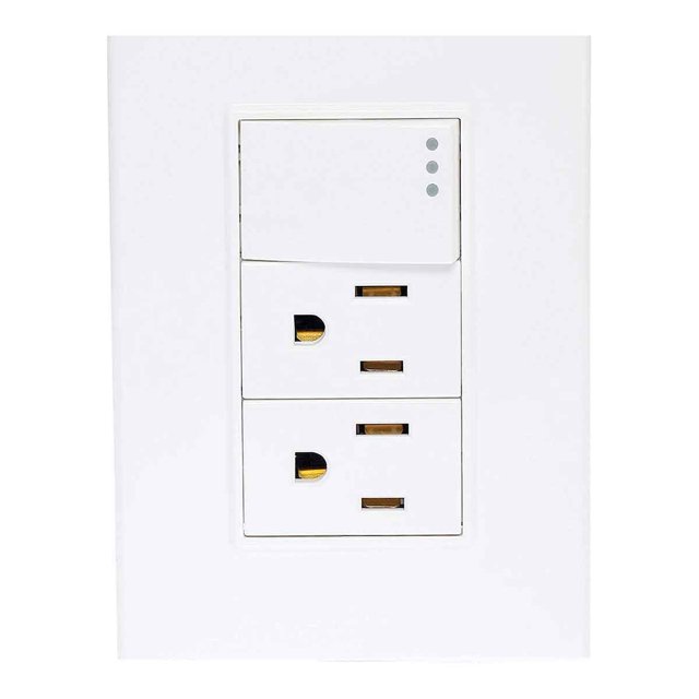placa de 1 apagador y 2 contactos blanco blanco iGoto, vista frontal centrada de 3 módulos; placa rectangular de policarbonato blanco (8x12 cm) con interruptor superior de un solo polo y dos tomacorrientes tipo NEMA, pequeños LED indicadores junto al interruptor; 127V 15A, línea Lugano. Su tamaño compacto la hace adecuada para instalaciones de iluminación y enchufes inteligentes en muros residenciales.