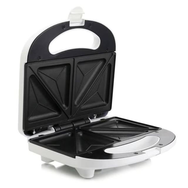sandwichera eléctrica better chef parrilla con placa antiadherente 2 sándwiches calentamiento uniforme 750 w vista abierta frontal 3/4, carcasa blanca con placas antiadherentes negras divididas en secciones triangulares para 2 sándwiches, luz indicadora, asa de tacto frío, cierre de seguridad y patas antideslizantes; diseño compacto fácil de almacenar, ideal para desayunos, paninis y snacks rápidos.