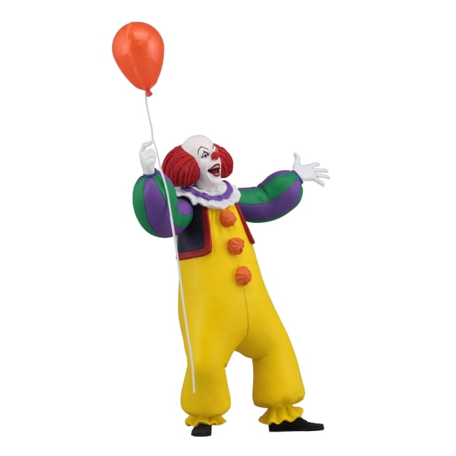 figura de acción neca toony terrors it pennywise de 6 pulgadas estilizada, vista 3/4 frontal con globo rojo; figura a escala de 6 pulgadas con traje amarillo y botones anaranjados, mangas verdes y moradas, cuello con volantes blanco y púrpura, peluca roja rizada y cara blanca maquillada con sonrisa, mano derecha sosteniendo el globo y brazo izquierdo abierto; ideal para coleccionables y vitrinas de exhibición.