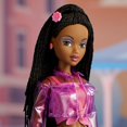 thumbnail image 3 of Figura de Acción Barbie My Scene Muñeca Jai con Atuendo Y2K, 3 of 7