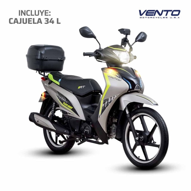 motoneta 125 cc rapid rt 2026 vento gris, vista 3/4 frontal de la motoneta Vento Rapid 125 RT 2026 con baúl trasero de 34 L; carenado frontal y faro, asiento biplaza negro con detalles verdes, rines de 5 radios en negro, escape lateral y espejos; adecuada para movilidad urbana y reparto ligero.