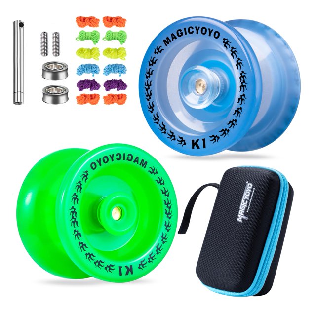 pilas de devolución de remolcadores yoyo magicyoyo k1 para niños con accesorios Dos yoyos K1 (azul translúcido y verde) en vista frontal 3/4 con perfil plano y hubstacks, estuche negro con cierre azul, 12 cuerdas de repuesto y accesorios metálicos en esquina; fondo blanco, para trucos 1A/3A/5A, edad 8+, diámetro 2.009 in; a menudo usado también para practicar coordinación ojo-mano y rutinas de destreza.
