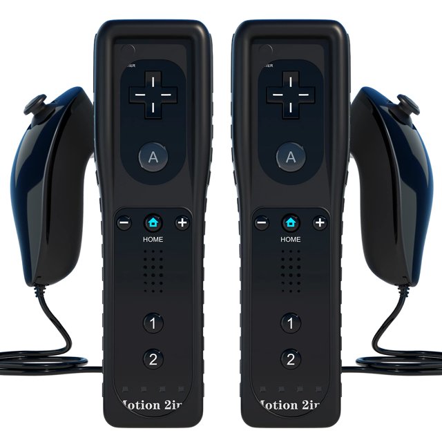 mando a distancia y nunchuk para wii, mando a distancia plus para wii con motion plus y nunchuck, joystick remoto para juegos de wii remote vista frontal doble: dos mandos remotos negros con cruceta, botón A, botón HOME, rejilla de altavoz y botones 1 y 2; a cada lado un Nunchuk negro con joystick y cable, fondo blanco; compatible con sincronización en consola, sensor de movimiento y vibración según especificaciones y a menudo usado para reuniones de juegos retro.