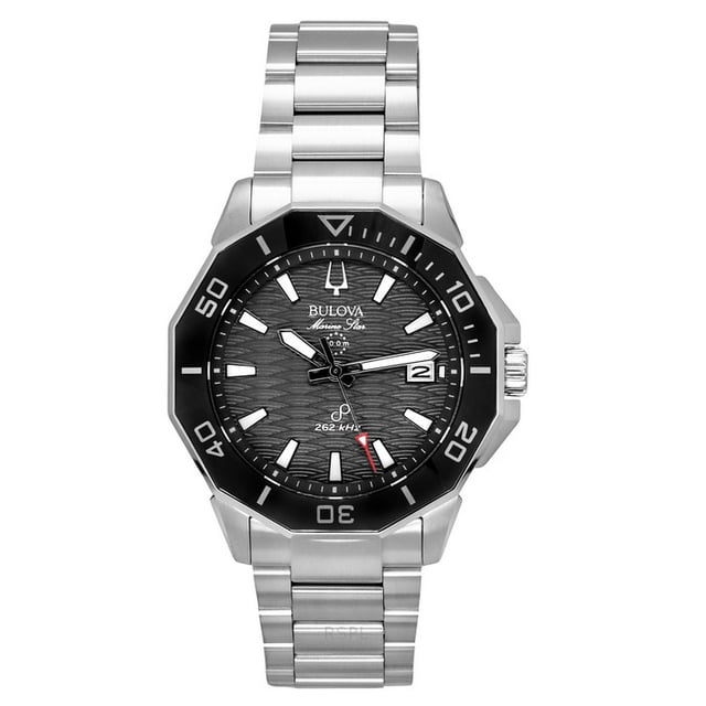 bulova marine star stainless steel black dial precisionist quartz diver's 96b434 200m men's watch frente centrada, caja de acero inoxidable de 43 mm x 12 mm con bisel negro, esfera negra texturizada con marcadores y manecillas luminosas, cristal de zafiro, ventana de fecha a las 3, corona roscada, resistencia 200M y brazalete de acero con cierre desplegable.