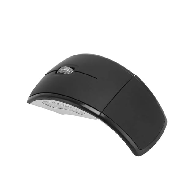 mouse inalambrico Negro MYRVA plegable — vista 3/4 frontal de ratón plegado en negro mate con rueda de desplazamiento plateada, carcasa ABS curva, sensor 1600 dpi y receptor USB 2.4 GHz plug-and-play; portátil para viaje y oficina, también suele usarse para trabajo móvil ligero.