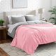 thumbnail image 2 of Manta de Felpa Bare Home Textura de Chevron Microfibra Difusa Suave y Afelpada Tamaño Twin/Twin XL Rosa Claro, 2 of 7