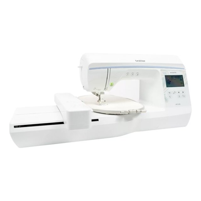 bordadora máquina semi-profesional brother bp1530lmx blanco con unidad de bordado en plano, vista frontal 3/4 que muestra brazo extendido y bastidor redondo, pantalla táctil LCD a color, botones de control, puerto USB y luz LED; incluye transferencia de datos WLAN y sensor y cortador de hilo automático; adecuada también para personalización de pequeñas series.