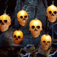 thumbnail image 2 of Luces de Halloween Way to Celebrate Claras 10 Bombillas Tipo Calavera 2.65 m, 2 of 2