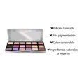 thumbnail image 4 of Paleta de sombras Disney 100 años Disney 18 tonos 23.4 g, 4 of 4