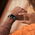 thumbnail image 3 of Smartwatch Apple Series 8 (GPS + Cellular) Caja de aluminio rojo de 41 mm correa deportiva rojo, 3 of 4