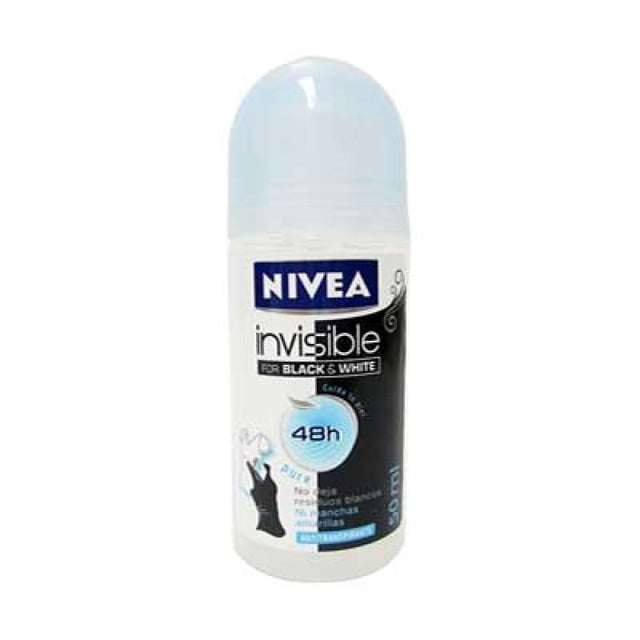 Antitranspirante NIVEA black and white pure invisible en roll on para dama 50 ml
