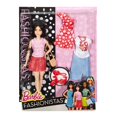 thumbnail image 1 of BRB FASHIONI Barbie Fashionistas Petite con Falda Roja y Accesorios, 1 of 1
